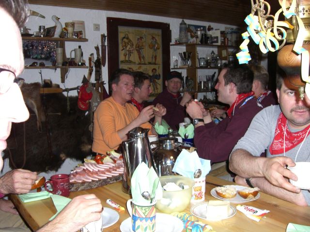 Rosenmontag r&auml;tschen in Ottenau Bild Nr.1