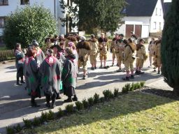 Rosenmontag rätschen in Ottenau Bild Nr.2